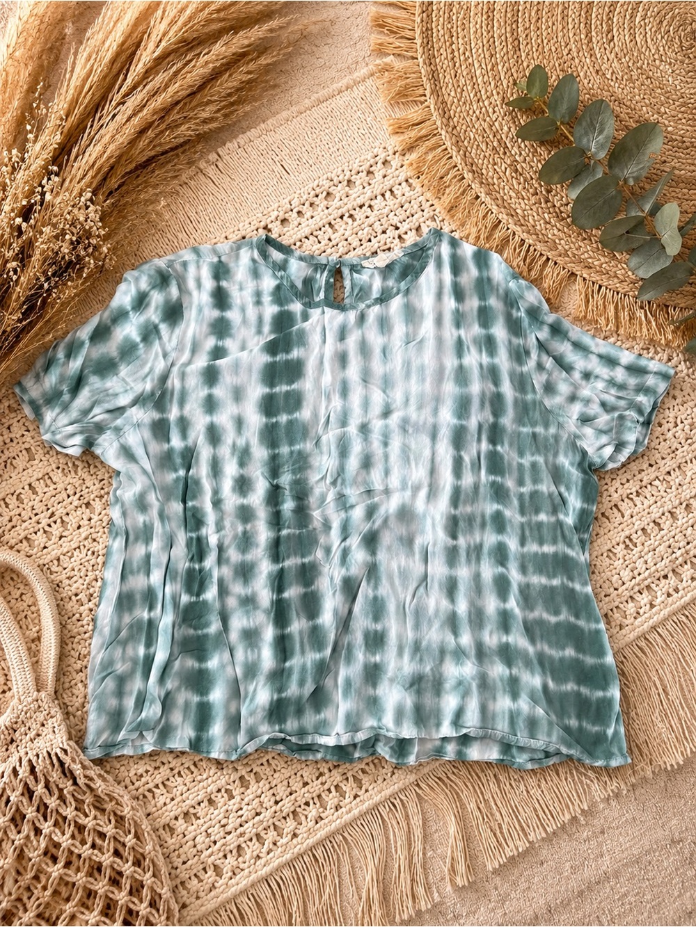 Women’s Green Tie-Dye Short Sleeve Top